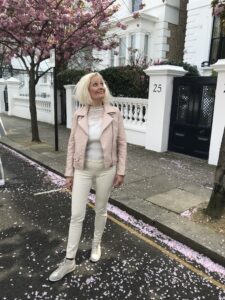 London - 5 Tips Til Din Rejse & Oplevelser - Love2Live - Fynske Influencers - Influencer - Notting Hill - pink trees